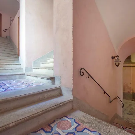 Corte's House Πανσιόν 4*